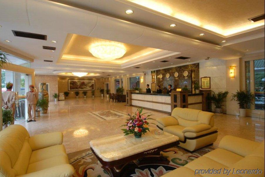 New Century Hotel Yangshuo Interno foto