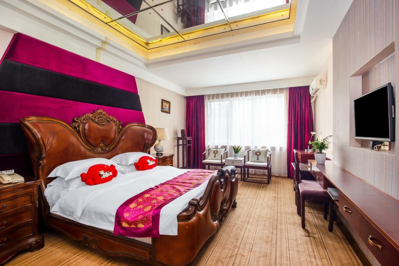 New Century Hotel Yangshuo Esterno foto