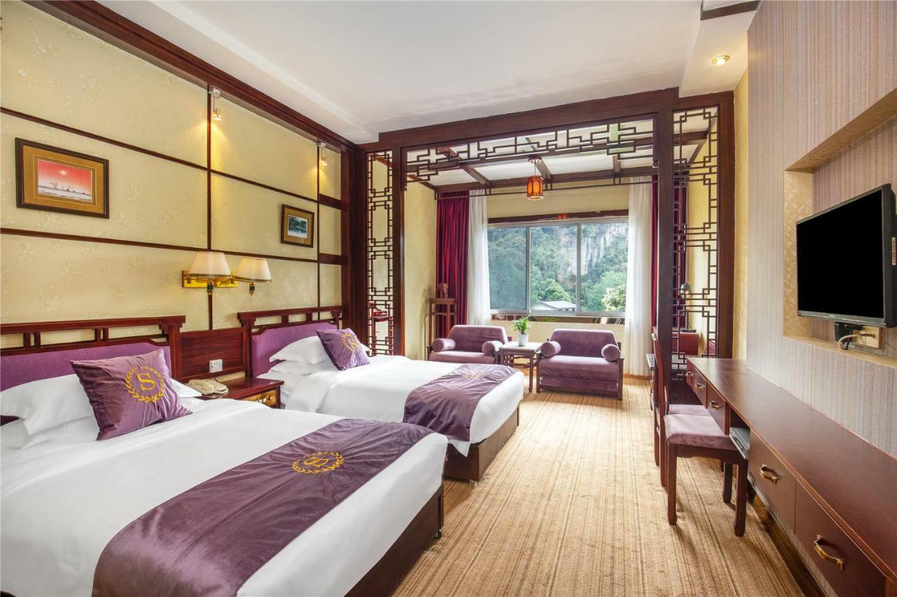New Century Hotel Yangshuo Esterno foto